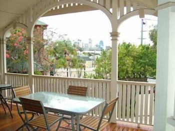 Minto Hostel - Accommodation Asia 1