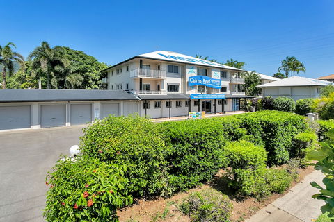 Cairns Reef Apartments & Motel - Accommodation Asia 2