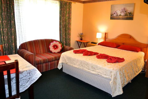 Palms Bed & Breakfast - Accommodation Asia 3