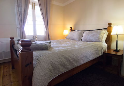 Royal Apartments - Accommodation Asia 4