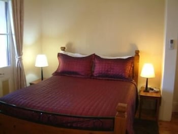 Royal Apartments - Accommodation Asia 2