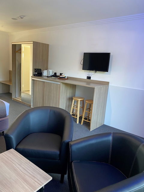 Huskisson Beach Motel - Accommodation Guide 1