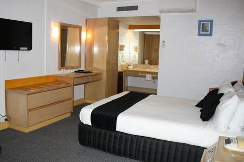 The Capital Airport Motel - Accommodation Guide 5