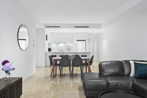 Melbourne Holiday Apartments Flinders Wharf - Accommodation Asia 1