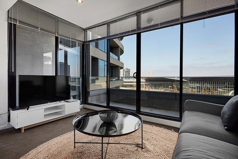 Melbourne Holiday Apartments Flinders Wharf - Accommodation Asia 2