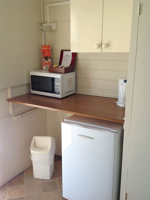 Sunraysia Motel & Holiday Apartments - Accommodation Asia 4