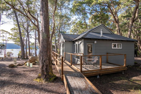 Lake St Clair Lodge - Accommodation Asia 0