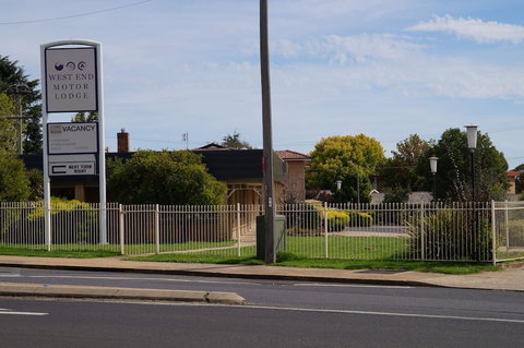 West End Motor Lodge - Accommodation Guide 3