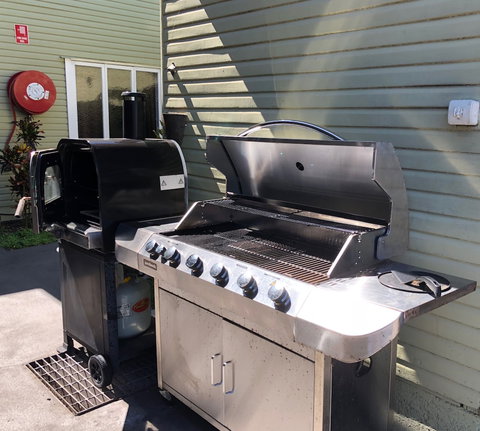 Five 3 Five - The Beachside Barracks - Accommodation China 1