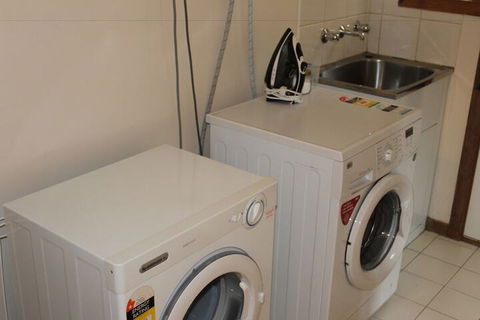 Australian Home Away At Doncaster Andersons Creek 2 - Accommodation Asia 7