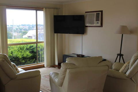 Australian Home Away At Doncaster Andersons Creek 2 - Accommodation Asia 5
