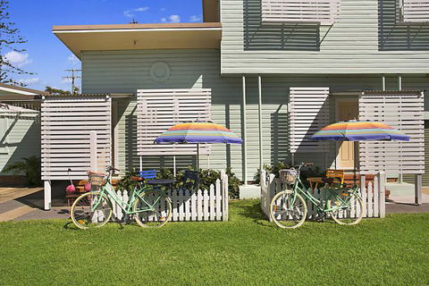 La Costa Motel - Accommodation Asia 1