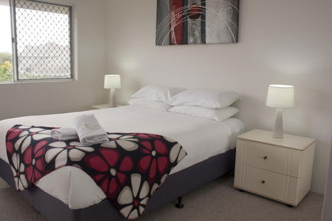Bayview Bay Apartments & Marina - Accommodation Guide 6