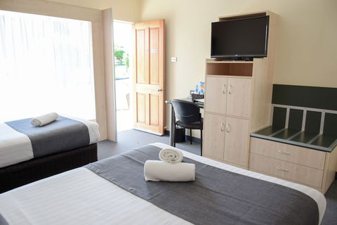 Beachway Motel & Restaurant - Accommodation Guide 4