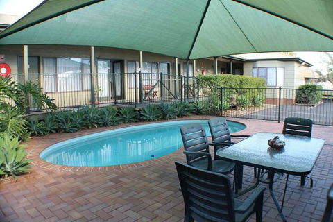 Lake Forbes Motel - Accommodation Asia 3