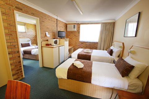 Garden City Motor Inn - Accommodation Guide 4