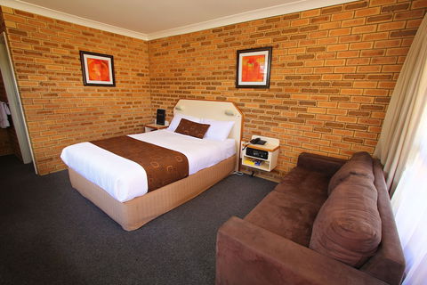 Garden City Motor Inn - Accommodation Guide 5