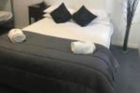 Tin Can Bay Backpackers - Accommodation Asia 0