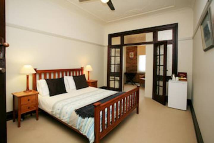 Tipperary NSW Accommodation Asia