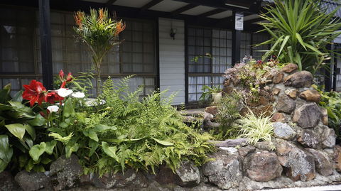 Highway Motor Inn - Accommodation Asia 1