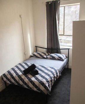 Hump Backpackers - Accommodation Guide 3