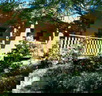 Meredith House - Accommodation Asia