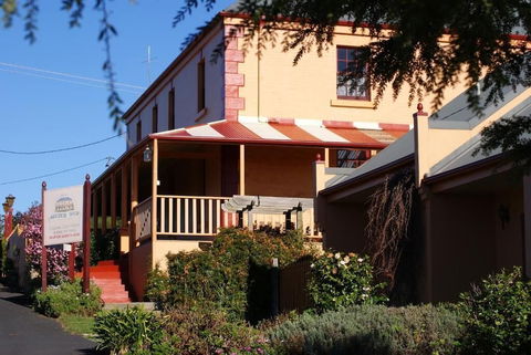 Meredith House - Accommodation Asia 1