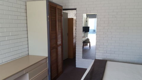 Sun Centre Motel - Accommodation Asia 6