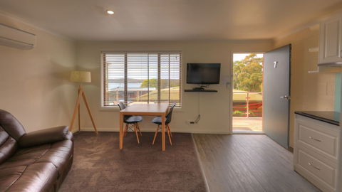 Sweetwater Villas - Accommodation Guide 3