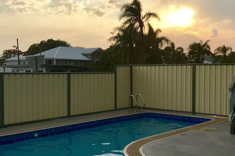 Tropical Gateway Motor Inn - Accommodation Guide 7