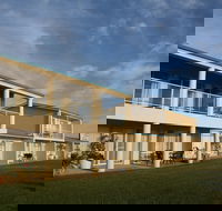 Lakeview Motel  Apartments - Accommodation Asia