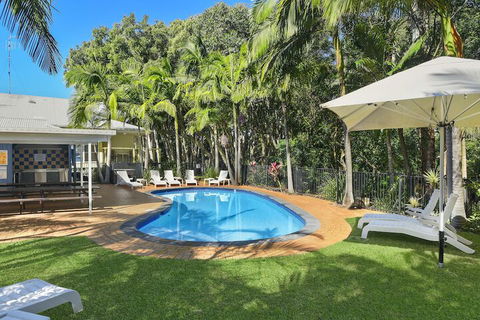 Flynns On Surf Beach Villas - Accommodation Guide 2