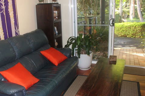 Azura Beach House B&B - Accommodation Asia 4