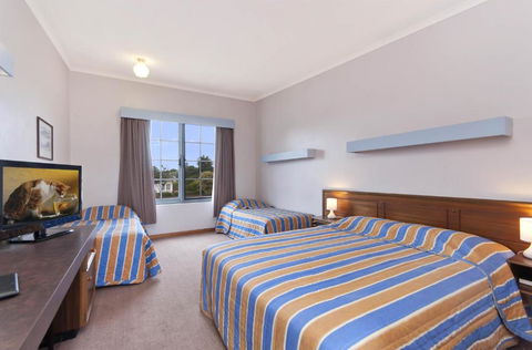 William Dutton Motel - Accommodation Asia 3
