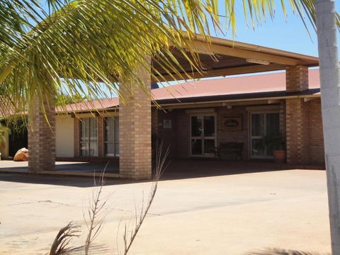 The Lodge Motel - Accommodation Asia 5