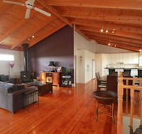 Pelican Sands Bed  Breakfast - Accommodation Asia