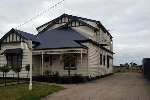 Pelican Sands Bed & Breakfast - Accommodation Guide 1