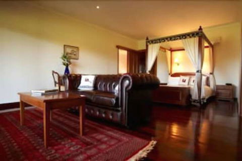 Lazy River Boutique Bed & Breakfast - Accommodation Guide 0