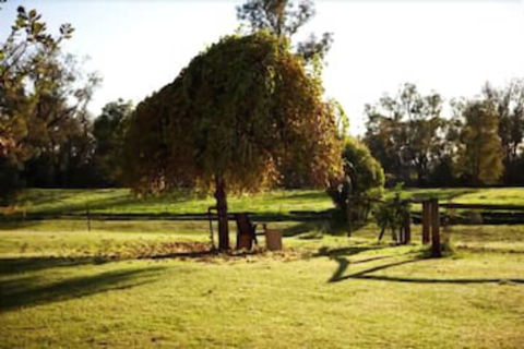 Lazy River Boutique Bed & Breakfast - Accommodation Guide 7