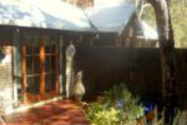 Pickering Brook WA Accommodation Asia