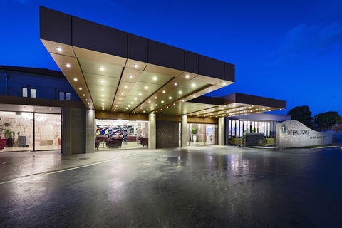 Swan River Hotel - Accommodation Asia 1