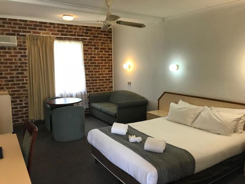 Moonraker Motor Inn - Accommodation Asia 4