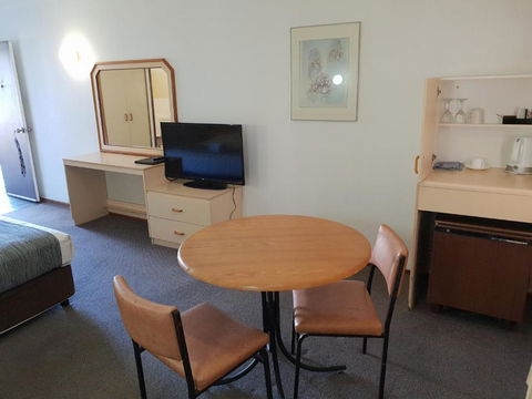 Moonraker Motor Inn - Accommodation Asia 2