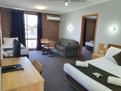 Moonraker Motor Inn - Accommodation Asia 1