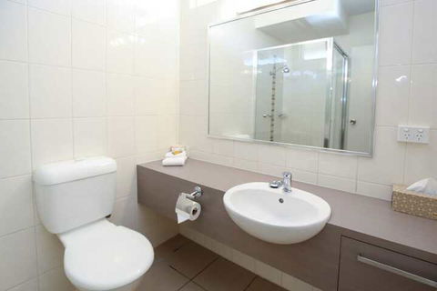 Sandors Motor Inn - Accommodation Asia 7