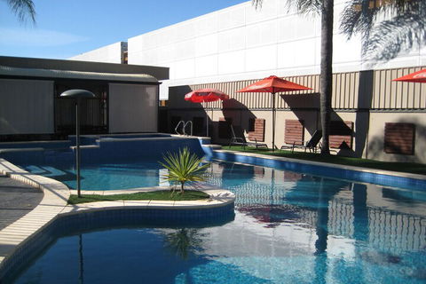 Sandors Motor Inn - Accommodation Asia 1