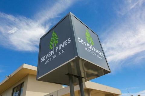 Seven Pines Motor Inn - Accommodation Asia 2