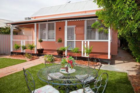 Pammys Palace - Accommodation Asia 0