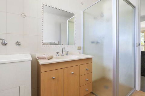 Lakeside Holiday Apartments Merimbula - Accommodation Asia 7