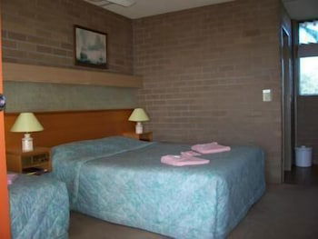 Town Centre Motor Inn - Accommodation Asia 4